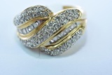 14KT GOLD RING 5.5 GTW, $895.00 RETAIL VALUE, SIZE 7