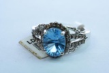 10 KT GOLD, DIAMOND & BLUE TOPAZ RING 4.2 GTW, 1/2 CT DIAMOND TW, $1197.00 RETAIL VALUE , SIZE 6 1/2