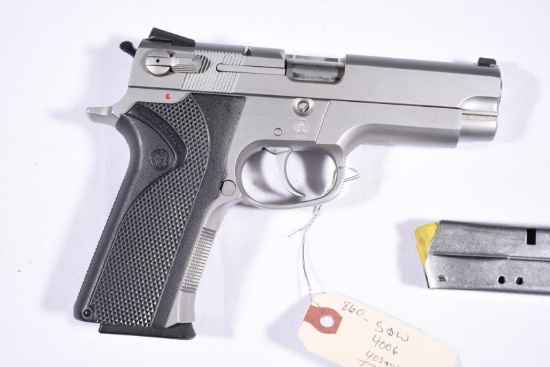 SMITH WESSON 4006 40 S&S PISTOL, SN TZC8530, USED, 2 MAGAZINES,  B33-P6