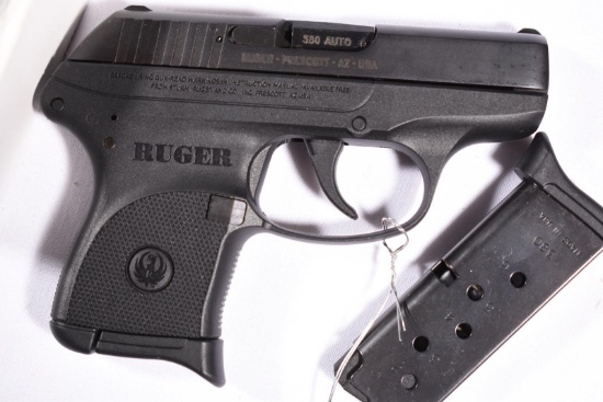 RUGER LCP 380 AUTO , SN 37117956, USED,  WITH BOX, 2 MAGAZINES,B33-P11
