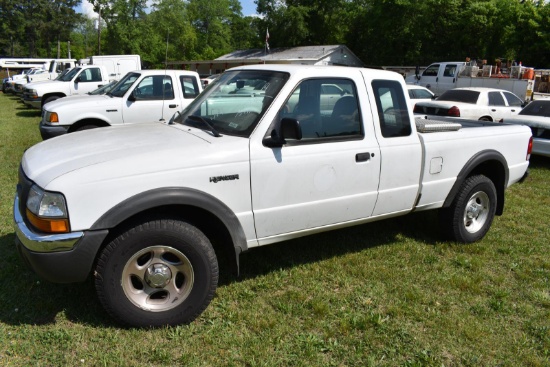 2000 FORD RANGER 4X4  VIN 1FTZR15VOYPB93356, MILEAGE 159881 CONDITION UNKNOWN