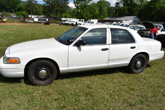 2009 FORD CROWN VIC  2FAHP71V99X124838,  MILEAGE 174029, CONDITION UNKNOWN