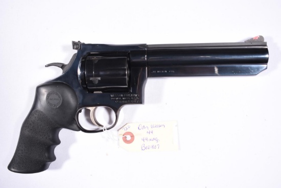 DAN WESSON 44