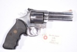 SMITH WESSON 686