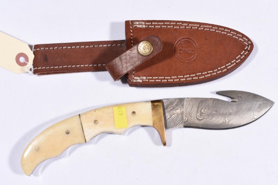 KNIFE WITH LEATHER SHEATH