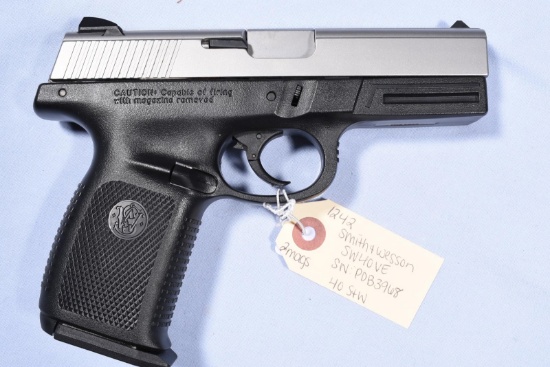 SMITH AND WESSON SW40VE 40 S&W IN BOX 2 MAGS