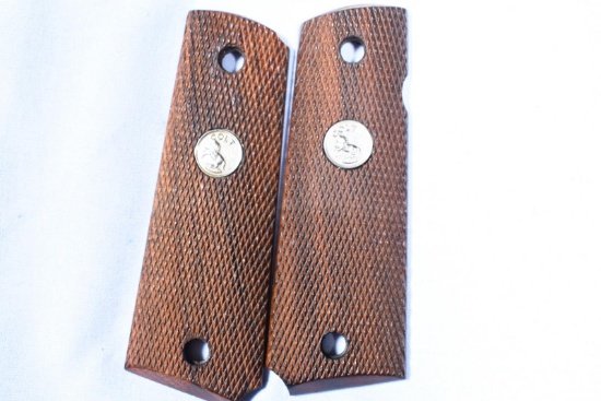 FACTORY COLT 1911 FULL SIZE WOOD GRIPS