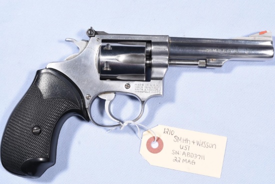 SMITH AND WESSON 651 REVOLVER 22 MAG