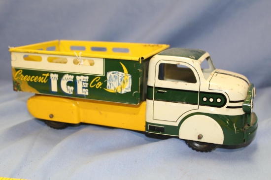 MARX CRESENT ICE TRUCK 11 IN LONG