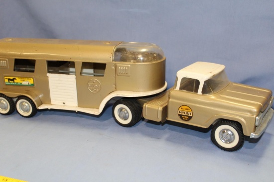 NYLINT HORSE VAN TRUCK & TRAILER 23 IN LONG