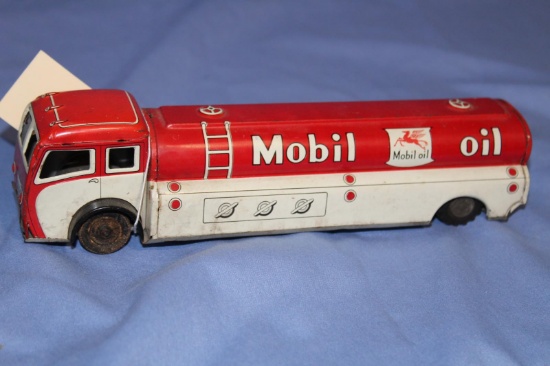 TIN FRICTION MOBILE OIL TANKER MADE IN JAPAN