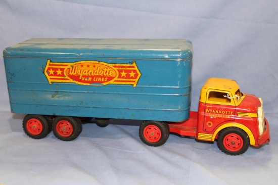 WYANDOTTE CONSTRUCTION VAN LINES, 23.5 IN LONG