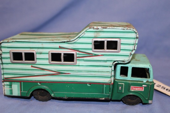 CRAGSTON CAMPER, 8.5 IN LONG