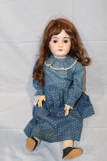 APPROX 30 IN KESTNER 164, OPEN MOUTH, WIG,