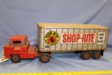 MARX SHOP RITE SUPER MARKET 386, 25 IN LONG