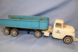 ERTL TRUCK TRAILER, 22.5 IN LONG