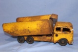 UNKNOWN MAKER DUMP TRUCK, 14 IN LONG