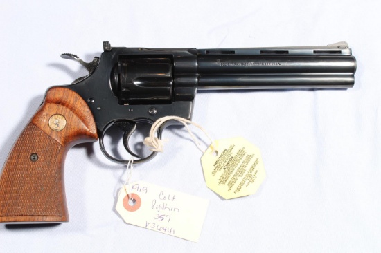 COLT PYTHON , SN V36441,