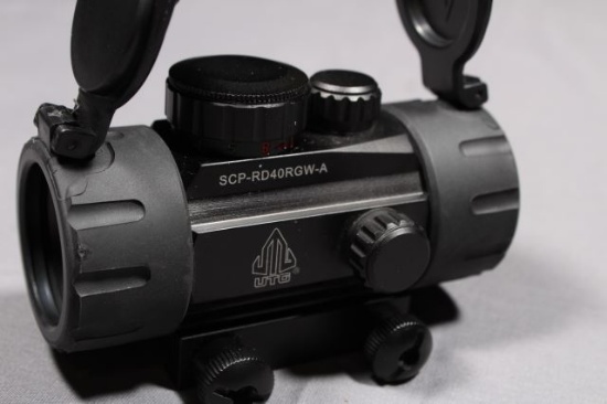 UTG RED/GREEN DOT SIGHT WITH MOUNT