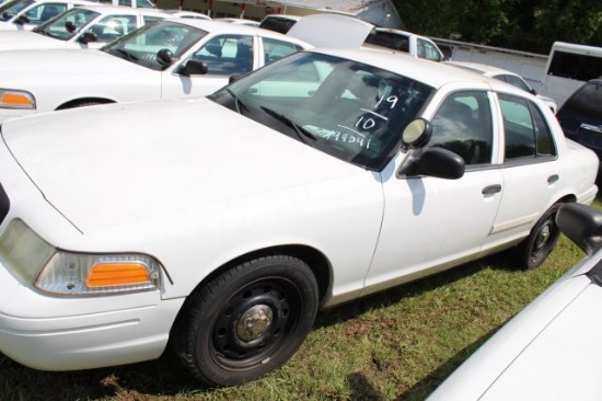 2010 FORD CROWN VIC MILEAGE 194041