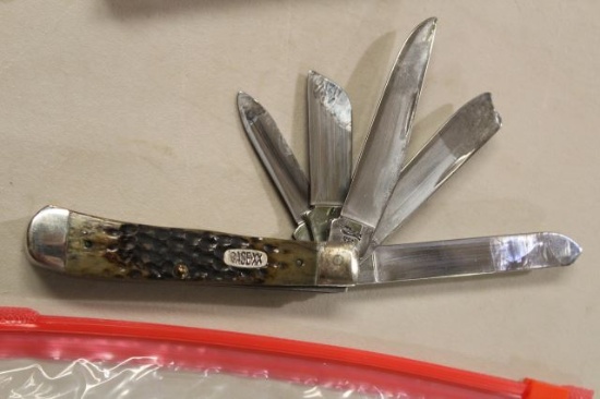 CASE 5 BLADE TRAPPER