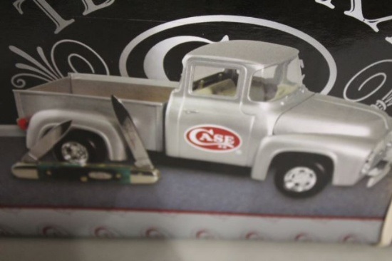 CASE 1956 FORD PICKUP WITH KNIFE