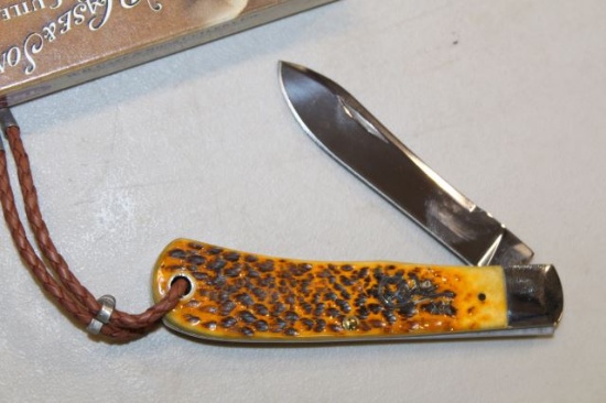 CASE BACKPOCKET GOLDEN ROD