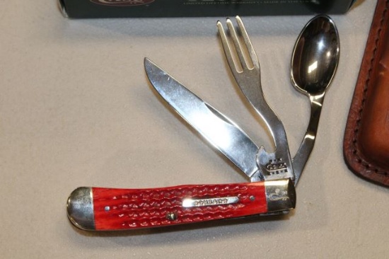 CASE RED HOBO WITH SPOON WITH SHEATH
