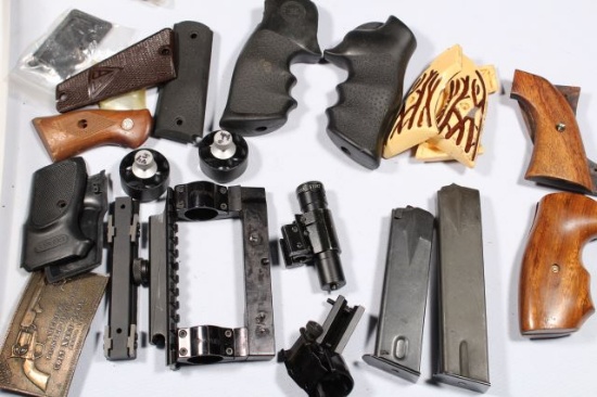ASSORTED GRIPS
