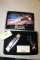 BUCK MODEL 10 COMMERATIVE SET IN TIN