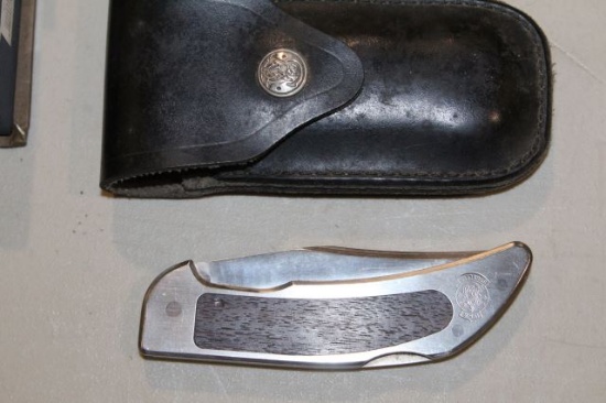 SMITH WESSON 1 BLADE KNIFE WITH SHEATH