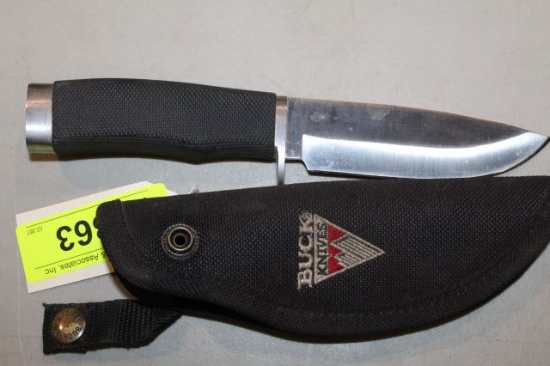BUCK KNIFE W/SHEATH