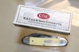 CASE YELLOW CANOE #32131 KNIFE W/BOX