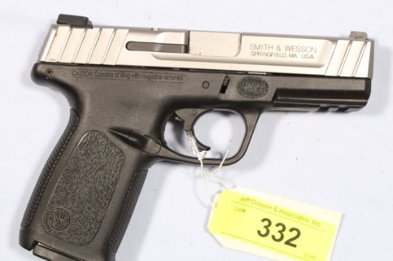 SMITH WESSON SD40 VE, SN FWS3724,
