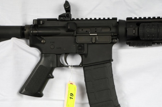 BUSHMASTER XM15-E2S, SN BK1702881,