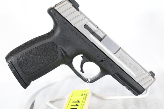 SMITH WESSON SD40VE, SN FZP5482,