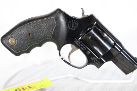 TAURUS 605, SN EN74614,