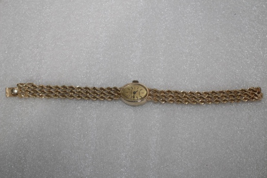 LADIES 14KT GOLD GENEVE WATCH