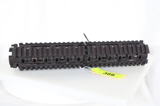 SUREFIRE AR15 QUAD RAIL