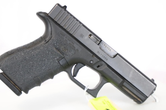GLOCK 23, SN BLYS906,
