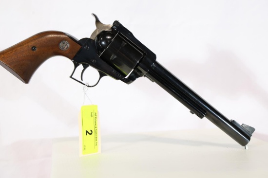 RUGER NEW MODEL SUPER BLACKHAWK, SN 81-13261,