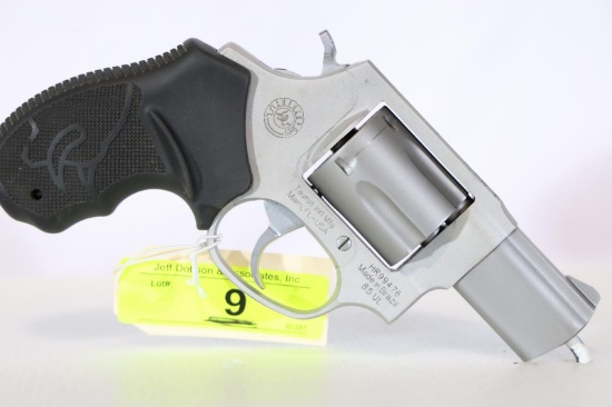 TAURUS 85 ULTRA LITE, SN HR99476,