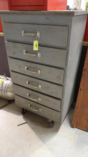 6 DRAWER WOOD ROLLING CABINET W/ MISC TOOLS & ITEM