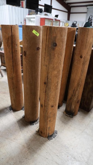 6 - 8 IN POST 45 IN TALL WITH FLOOR MOUNTS
