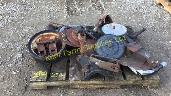 YETTER COLTERS/ PLANTER WHEELS