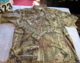 Bimini Bay camo button style short sleve shirt XL