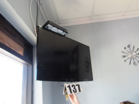 38" Insignia TV with wall mount bracket