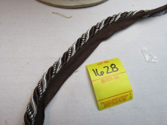 Baroque 5/16"  fabric trim cord with lip  0516BL color 24B by the yard (brown and white)