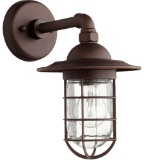 Quorum Bowery 1-light wall lantern #7082-86, Oiled Bronze