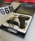 Weller Universal Soldering Gun with hard case 140/100watts Model #8200